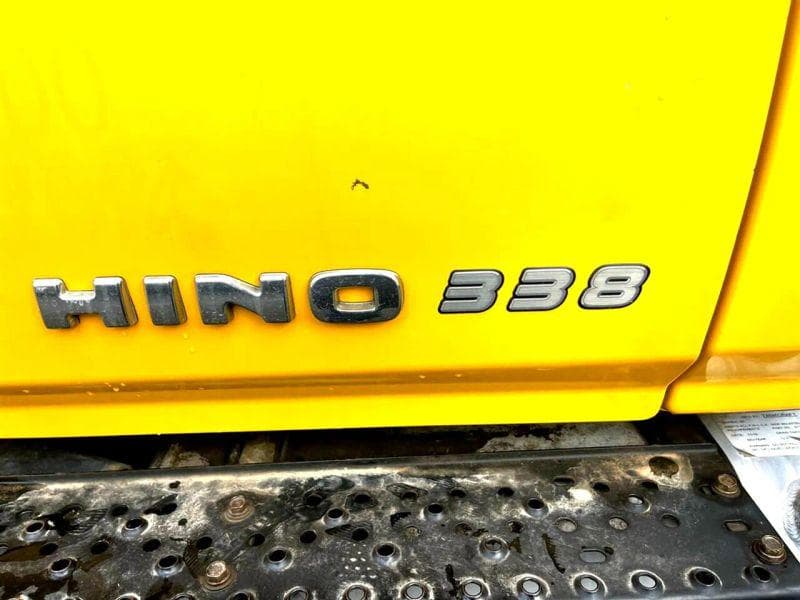 2018 Hino 338 image 10