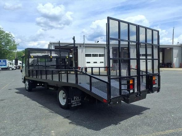 2026 Isuzu NPR HD image 4