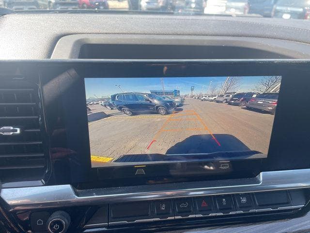 2025 Chevrolet Silverado 2500HD LT image 12