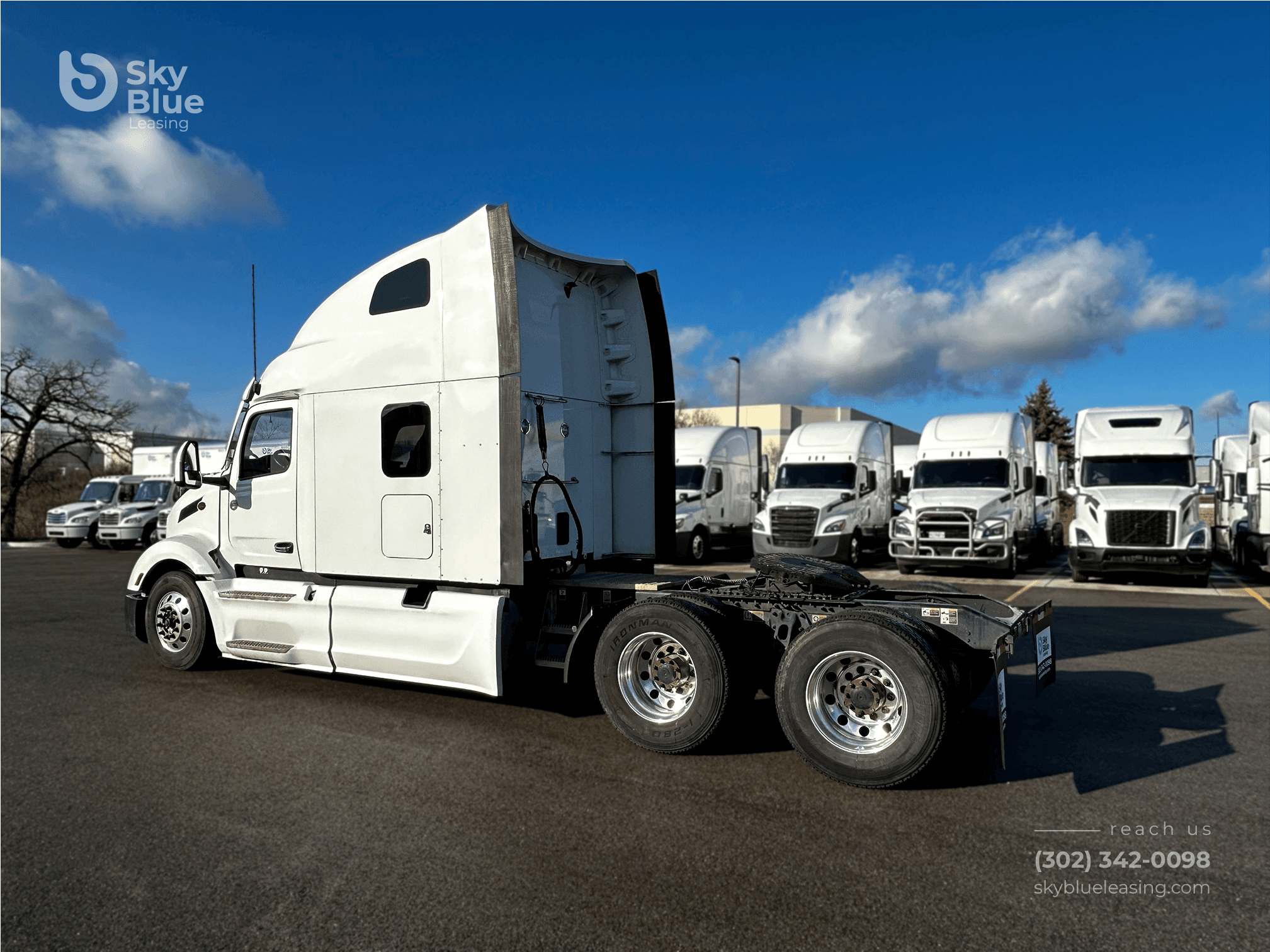 2022 Freightliner Cascadia image 2