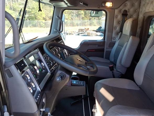 2026 Kenworth W900 image 9