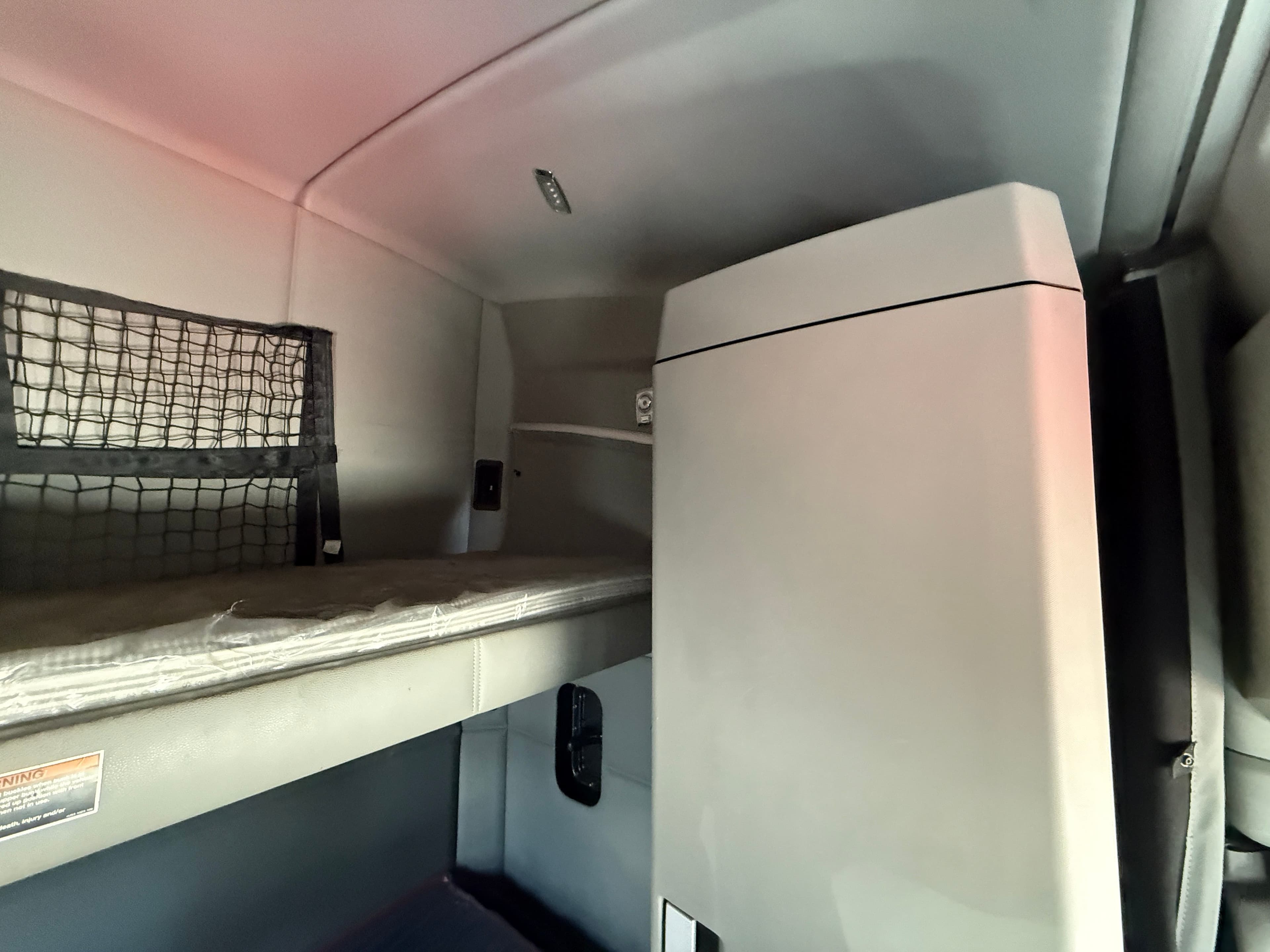 2020 Kenworth T680 image 31