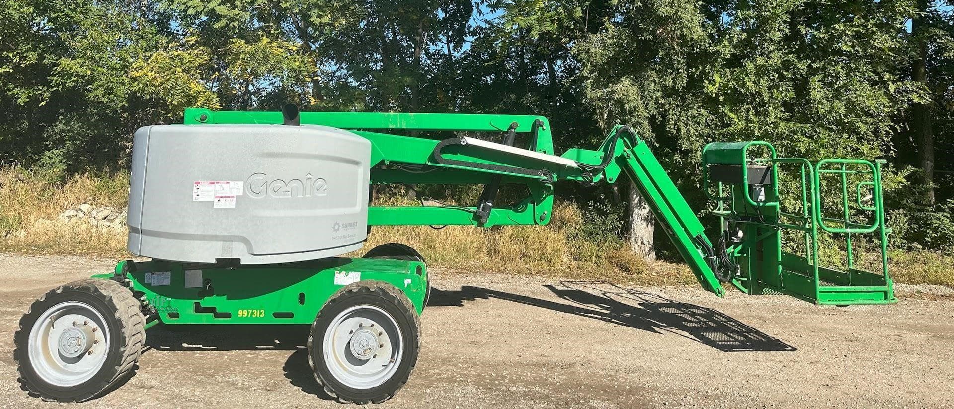 2017 GENIE Z-45/25JIC image 3