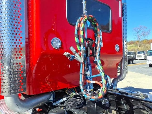 2026 Kenworth W900 image 12