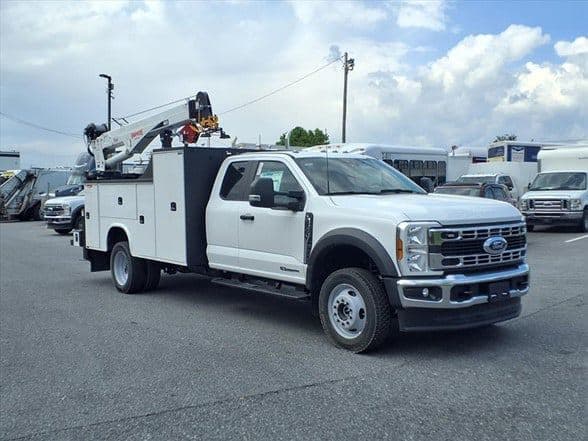 2026 Ford F550 SD XL image 1