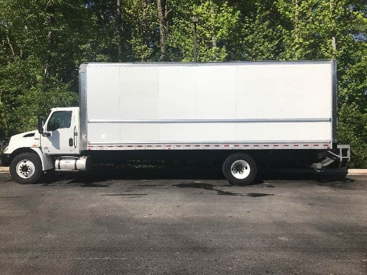2022 International MV607 Box Truck - 220HP, 6 Speed Automatic, Roll up Door image 4