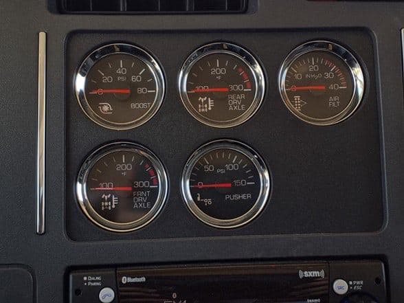 2026 Kenworth T880 image 17