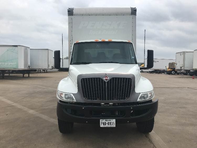 2022 International MV607 Box Truck - 220HP, 6 Speed Automatic, Roll up Door image 2