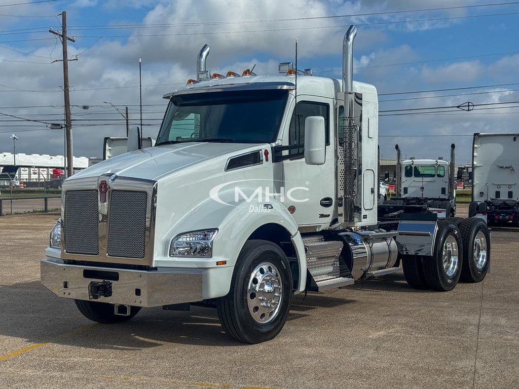New 2027 KENWORTH T880 image 8
