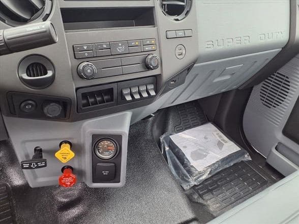 2027 Ford F750 SD image 10