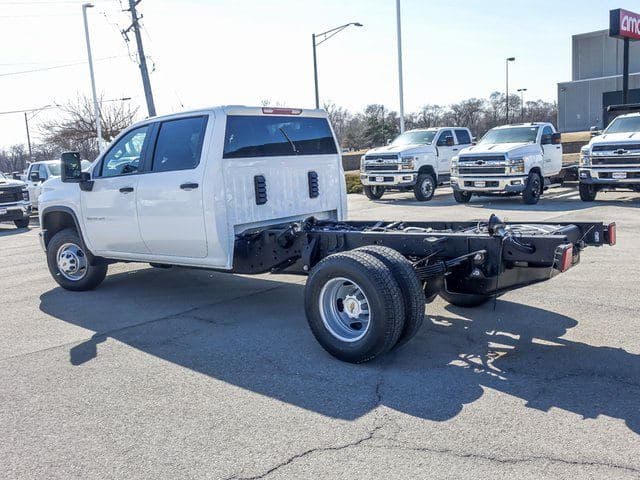 2026 Chevrolet Silverado 3500HD Work Truck image 5