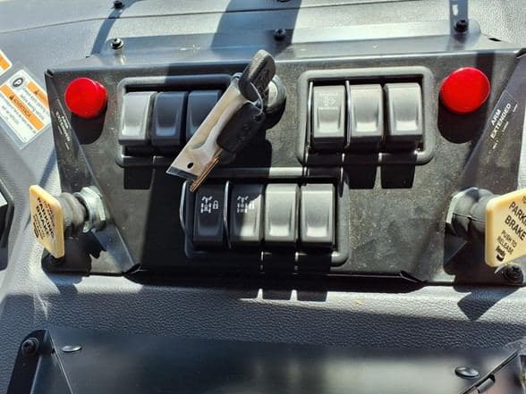 2025 Kenworth TF20 image 22