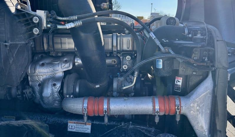 2021 Freightliner Cascadia 126 image 16