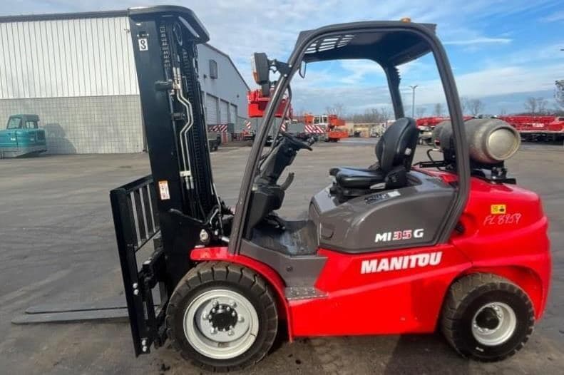 2023 MANITOU MI35G FL8959 image 1