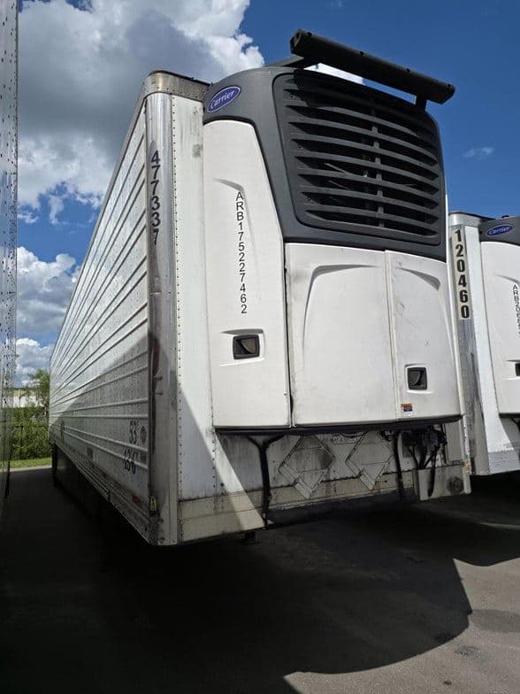 2017 Utility 3000R image 2