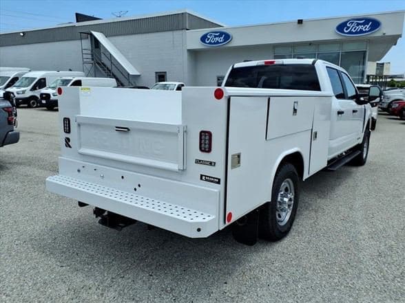 2026 Ford F350 SD XL image 5