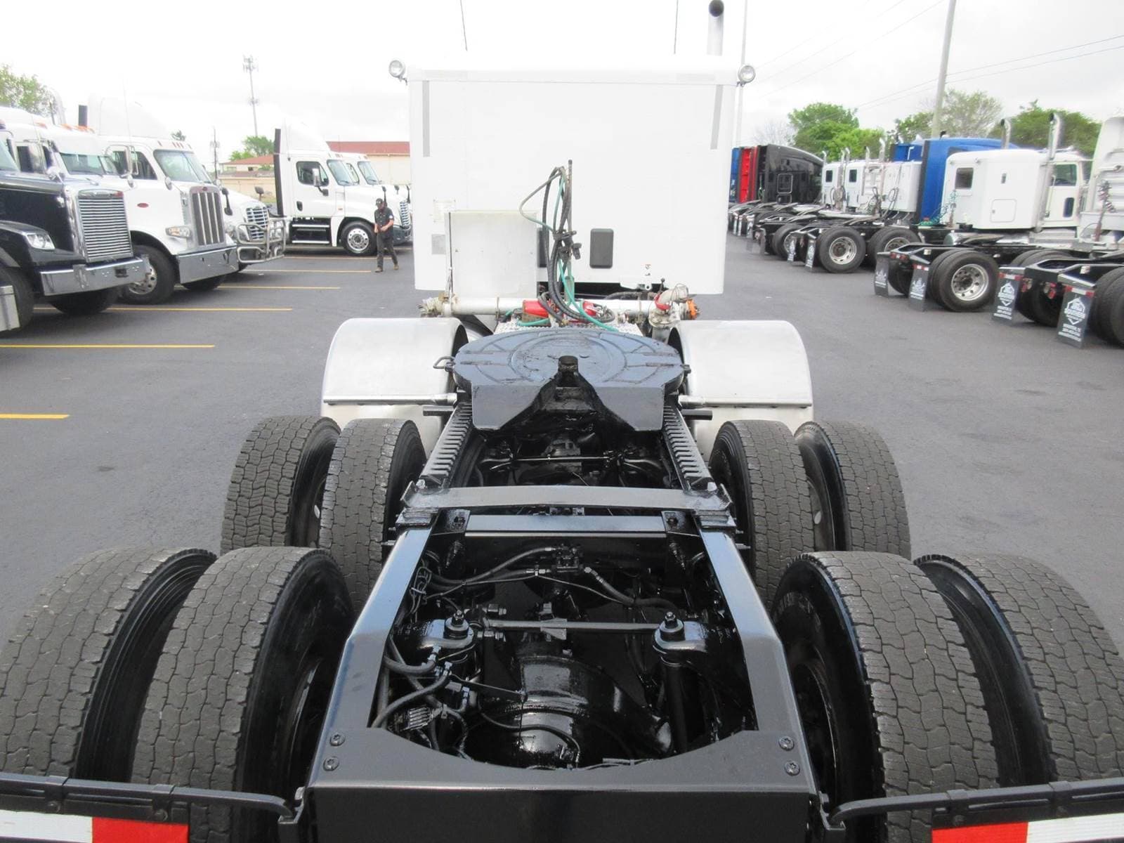 2019 Peterbilt 567 image 5