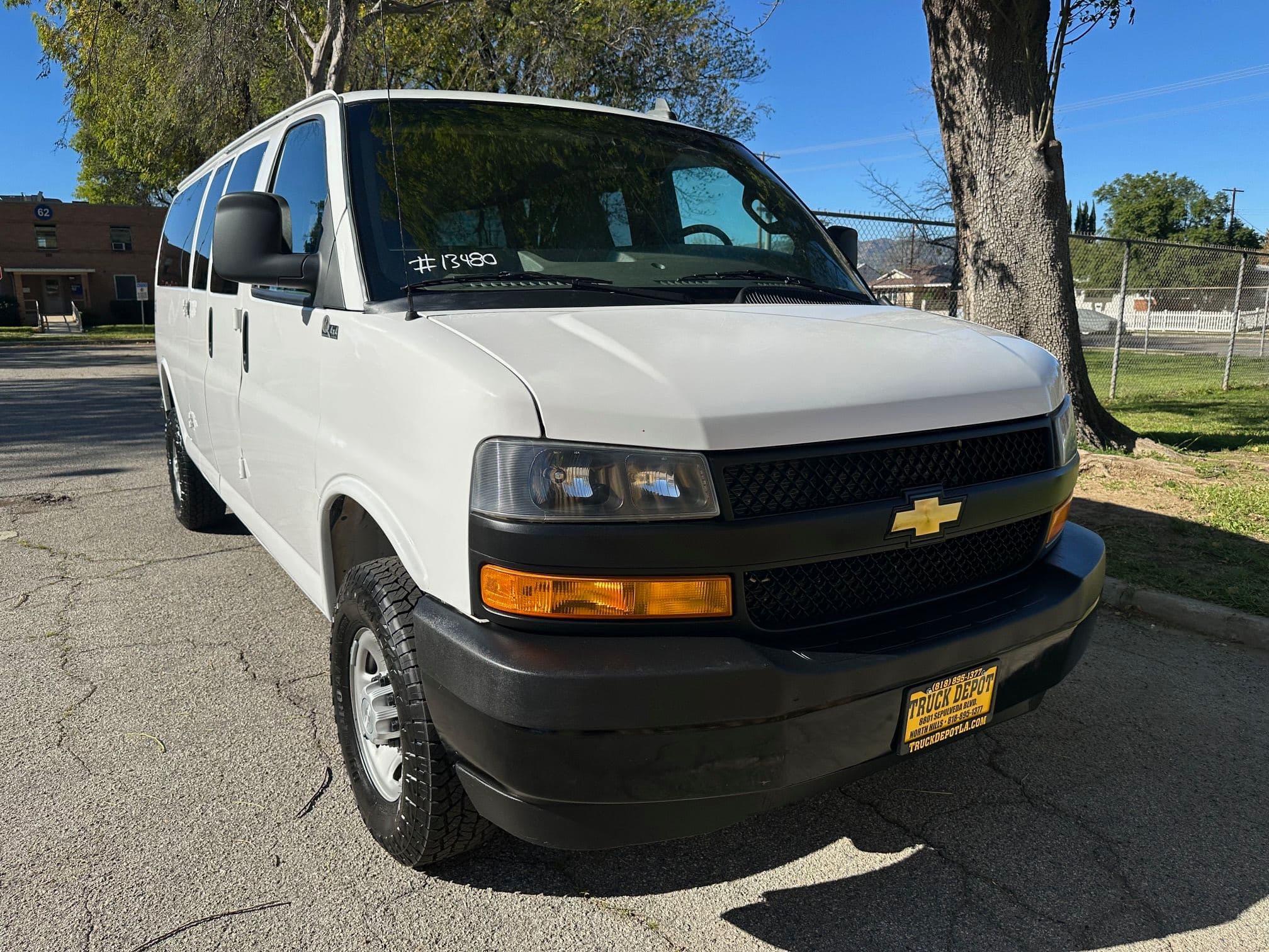 2019 CHEVROLET EXPRESS 3500 Quigley 4x4 Van 13480 image 9