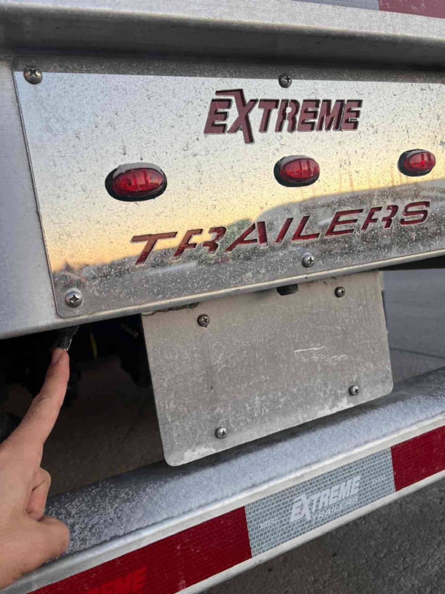 2027 Extreme XS70 Step Deck Tri Axle Low Pro R17.5 image 10