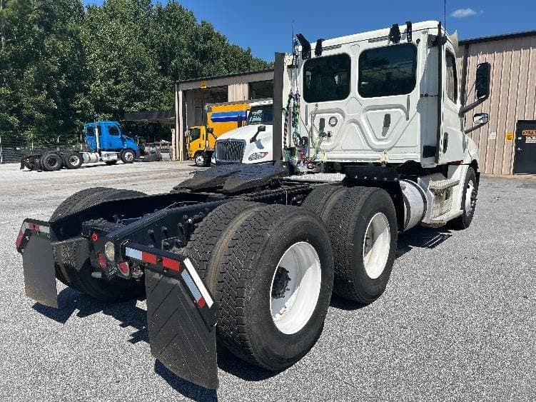 2018 Freightliner Cascadia image 9