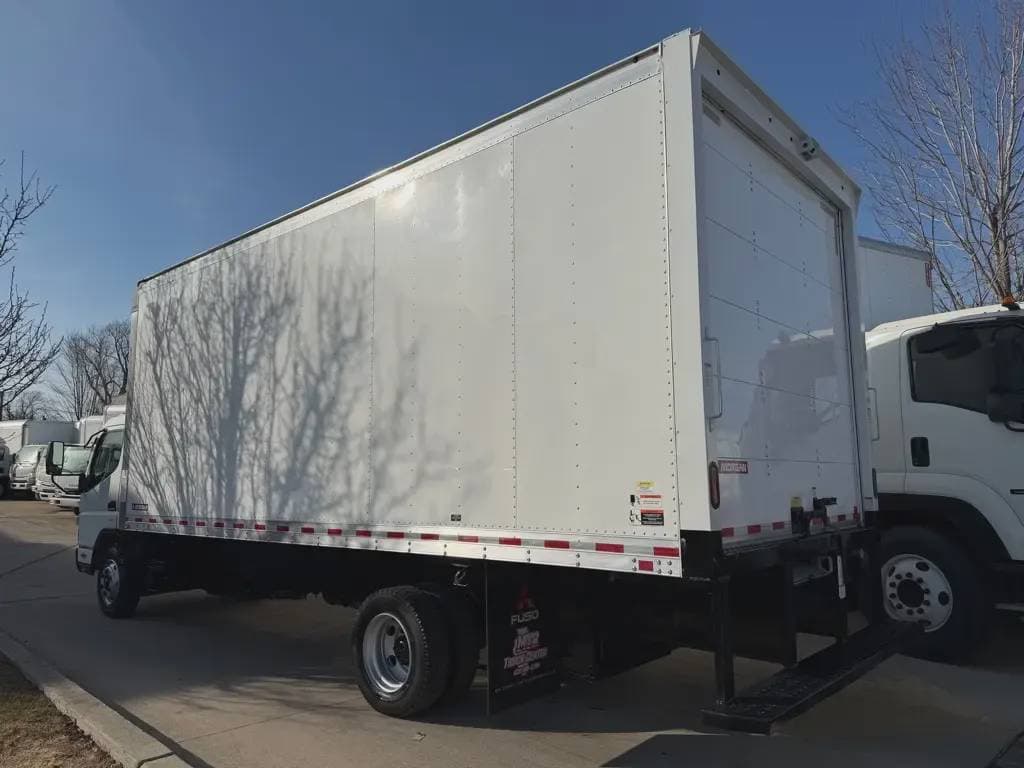 Used 2020 MITSUBISHI FUSO Cabover Truck - COE, Contractor Truck, Box Truck - Straight Truck FE For Sale image 3