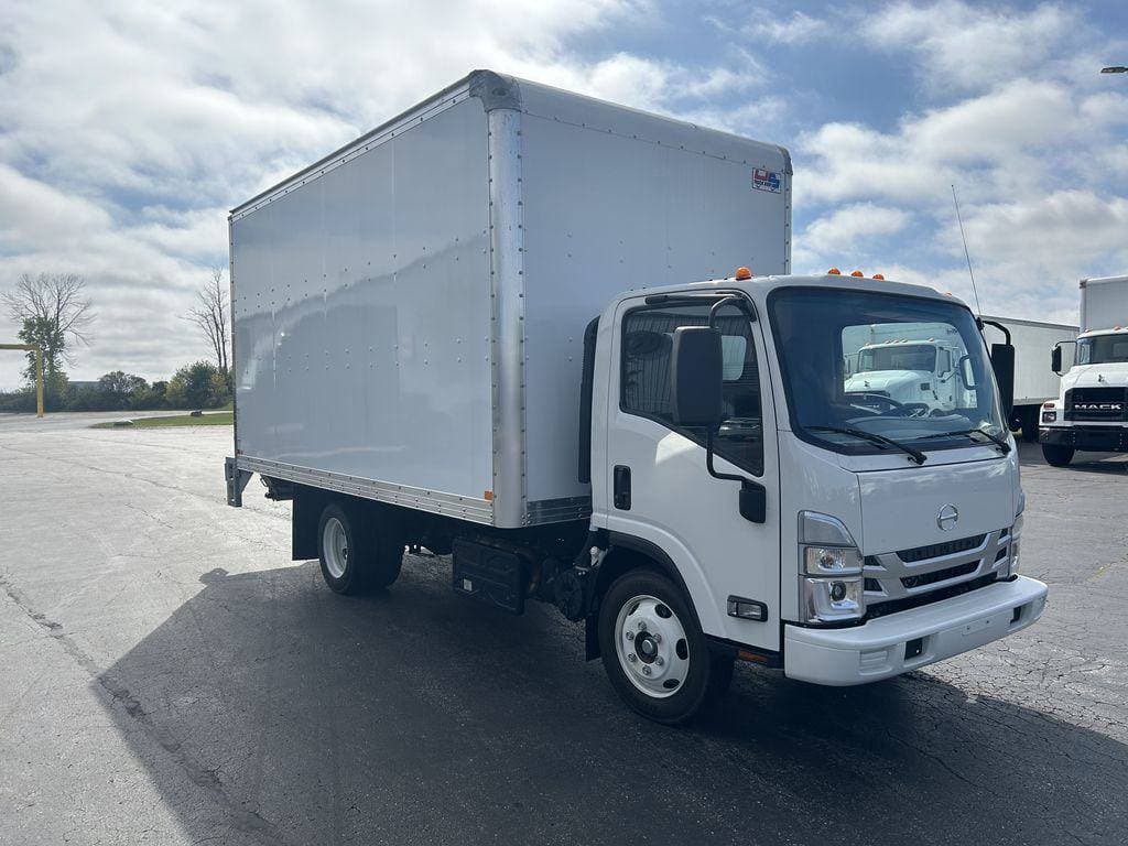 2024 Hino S52 image 6