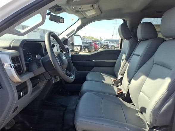 2026 Ford F350 SD XL image 9