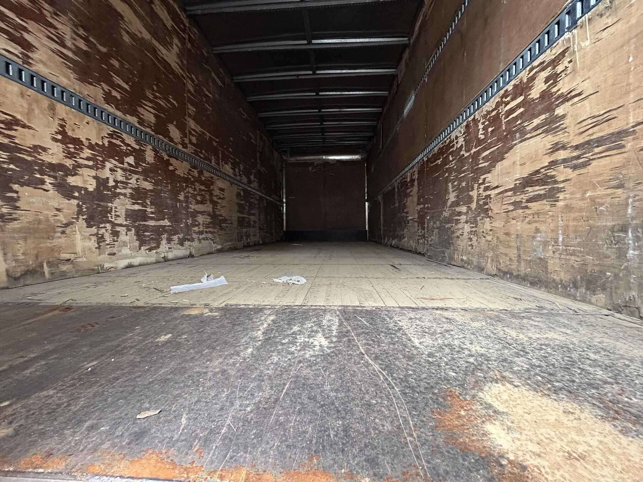 2017 Freightliner M2 image 3