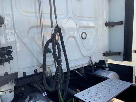 2020 Freightliner Cascadia image 15