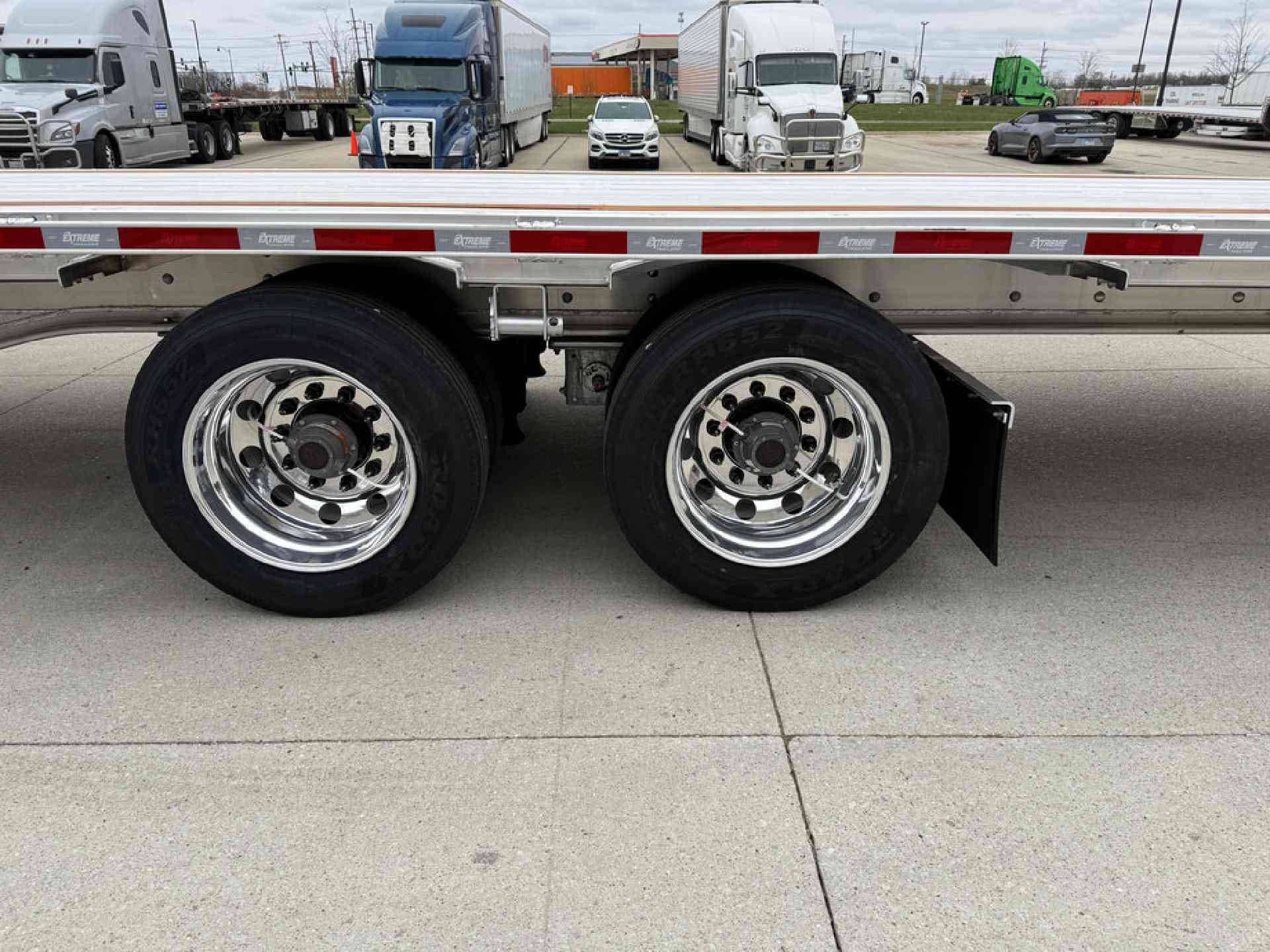 2027 Extreme XS60 Step Deck image 14