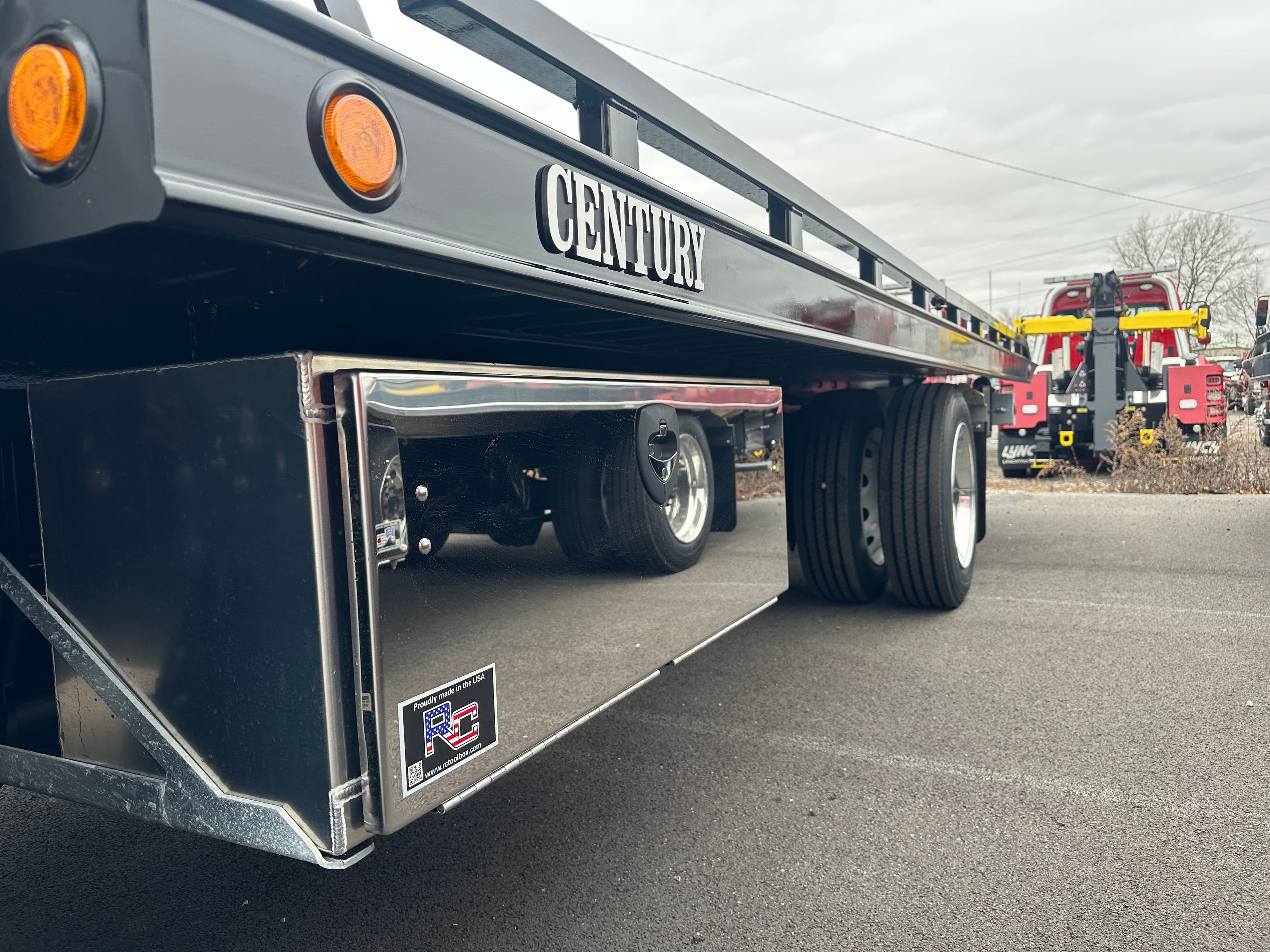 2025 Freightliner M2 106 Medium Duty CENTURY 21.5' STEEL CARRIER  (SK#: 6109C) image 13