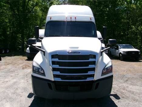 2020 Freightliner Cascadia image 4