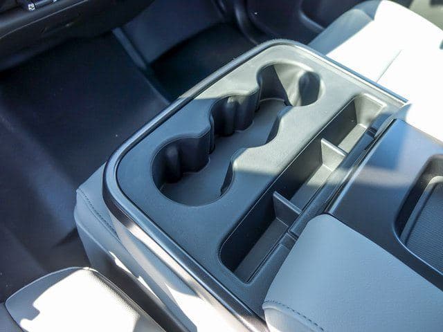 2024 Chevrolet Silverado 4500HD Work Truck image 15