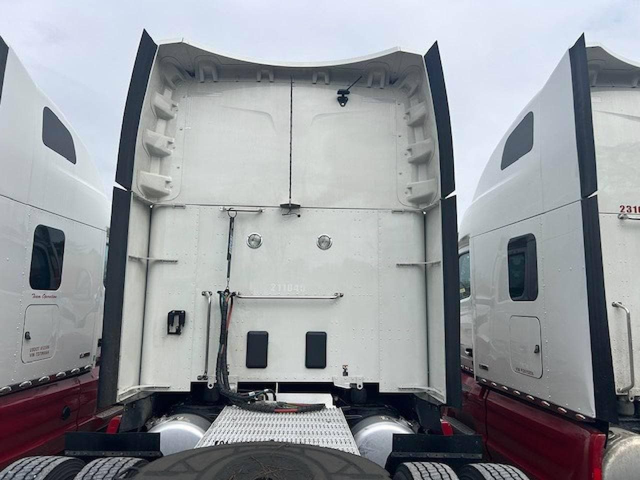 2024 Peterbilt 579 image 5
