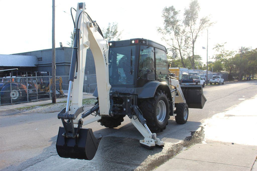 2016 Terex TLN830 image 13