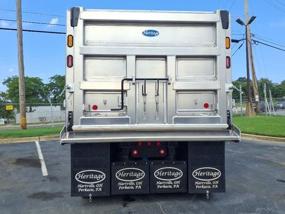 2026 Kenworth T880 image 6