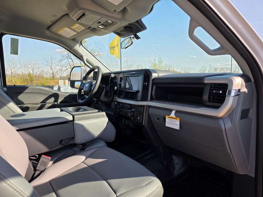 2026 Ford F-350SD XL Service Utility Body image 36