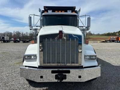 1992 Kenworth T800 image 2