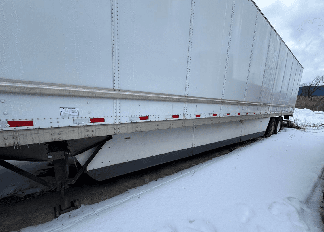 2016 Stoughton 53 ft T/A image 3