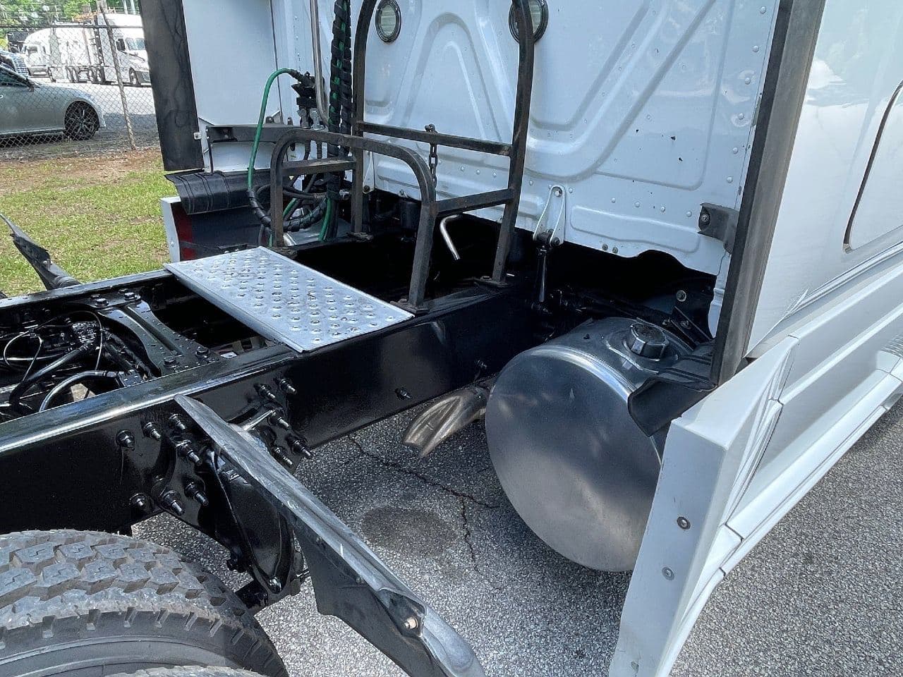 2019 Freightliner Cascadia 126 image 15