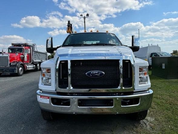 2025 Ford 4143D image 6