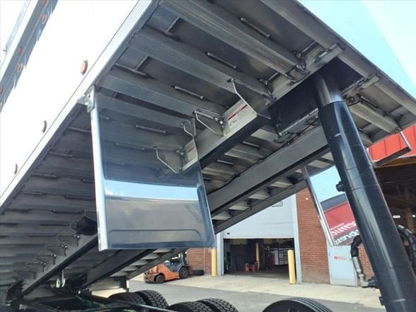 2026 Kenworth W900 image 14