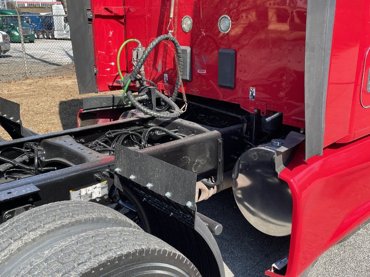 2018 Kenworth T680 image 13