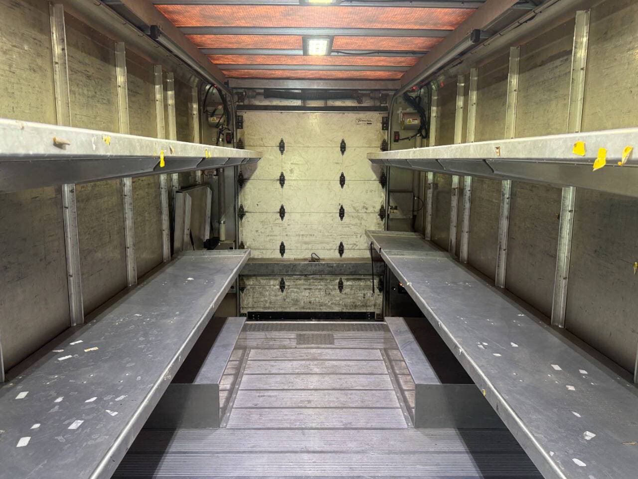 2020 Freightliner MT45 image 11