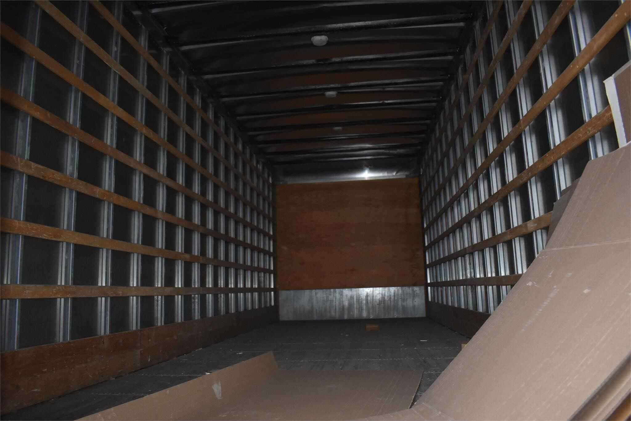 2019 Freightliner M2 image 3
