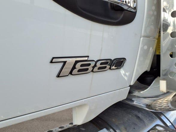 2025 Kenworth T880 image 36