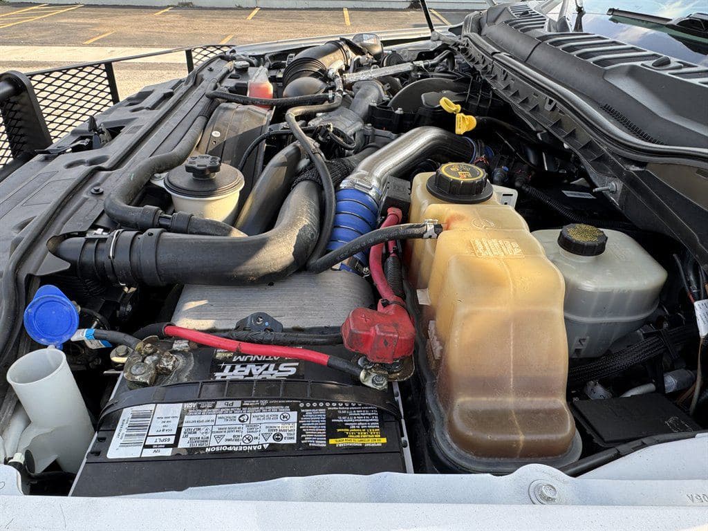 2018 Ford F550 image 34
