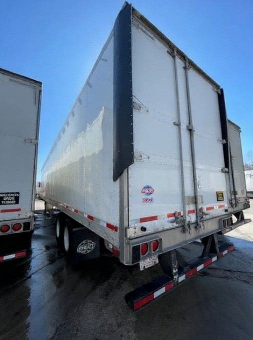 2024 Utility Reefer image 2