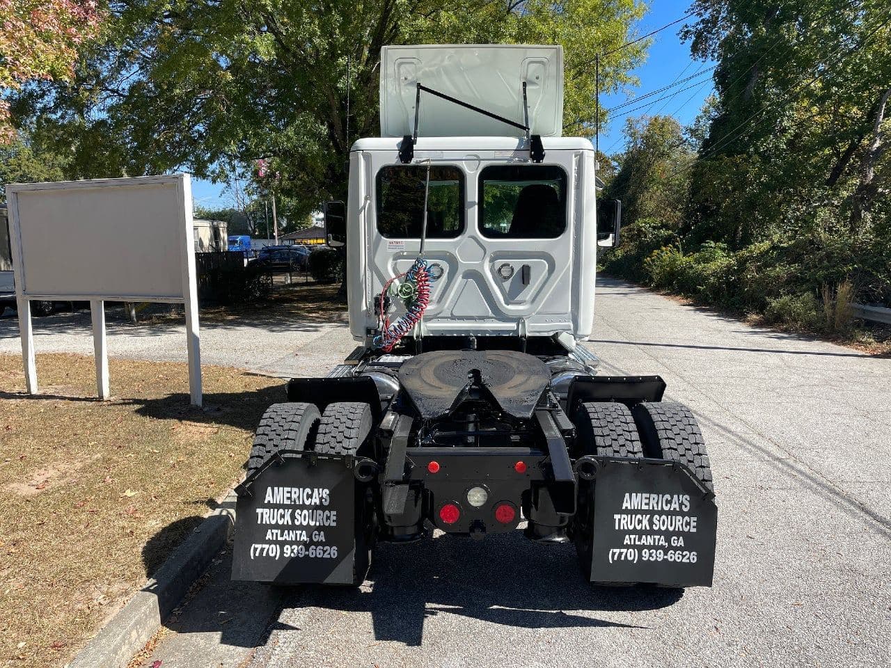 2019 Freightliner Cascadia 125 image 4