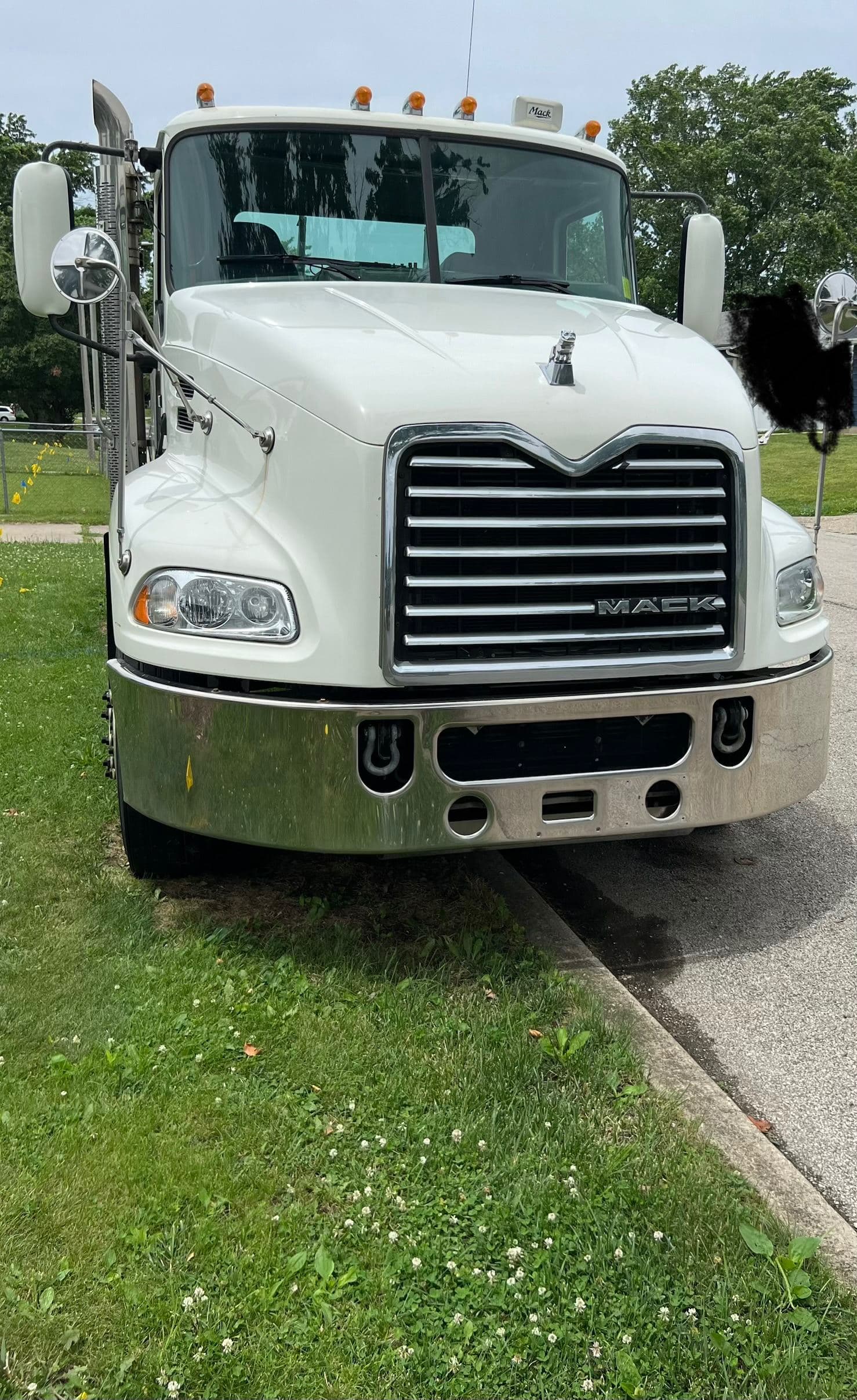 2016 Mack CXU (Pinnacle) image 1